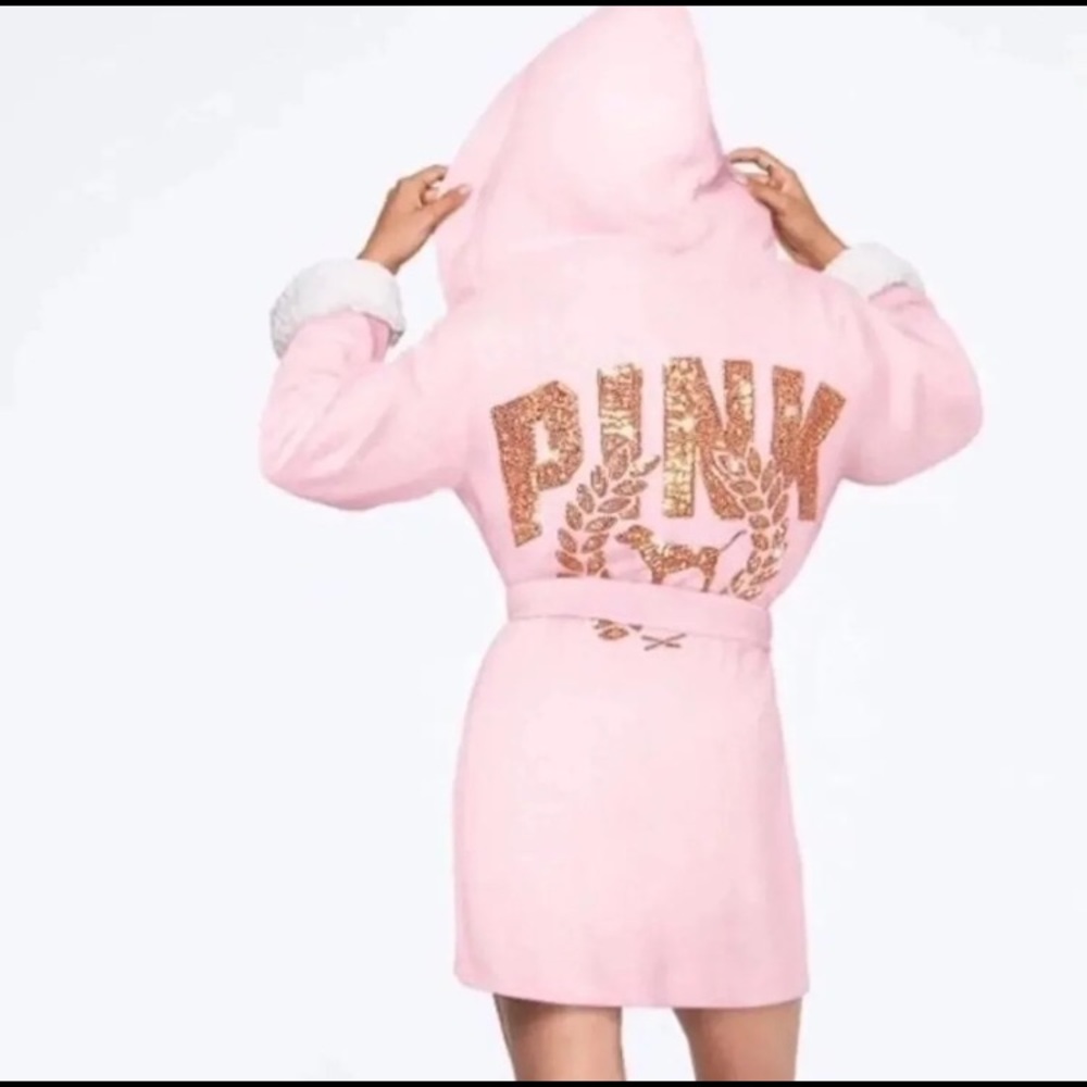 NWT vs pink bling robe sz xs/s